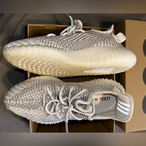 Yeezy Boost 350 authentic in static grey Mens 8 - Picture 5 of 7